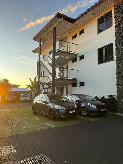 Toriki Lodge Appartement + 2 Parkings Punaauia  Apartamento
